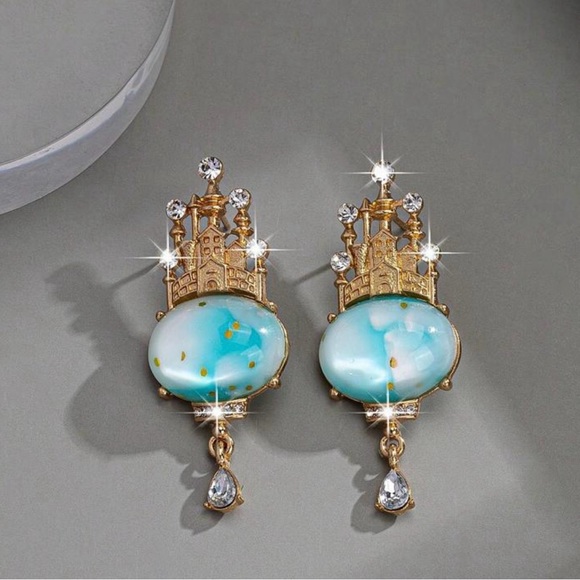 “Auroras Castle” Sleeping Beauty Disney Princess Magic Blue Globe Glitter Dangle - Picture 13 of 16